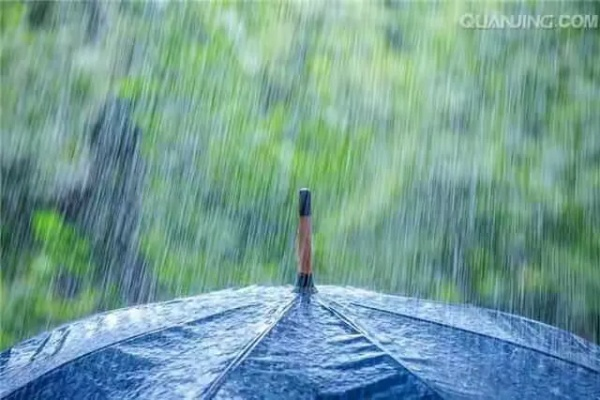 那一刻,雨如约而至 那一刻,雨如约而至