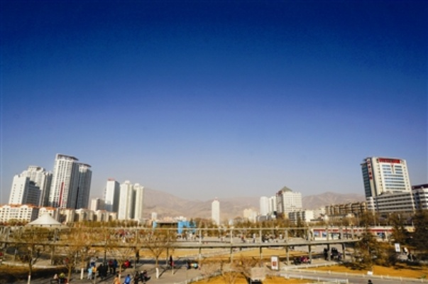 西宁的天气，凉凉的，刚刚好